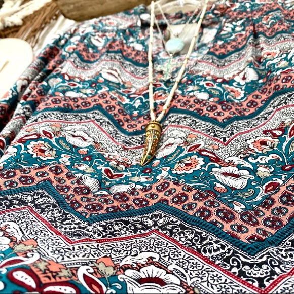 Sweet BOHO peasant blouse w gypsy long sleeves w folk/prairie floral vibe 🦋✨ - Picture 11 of 16